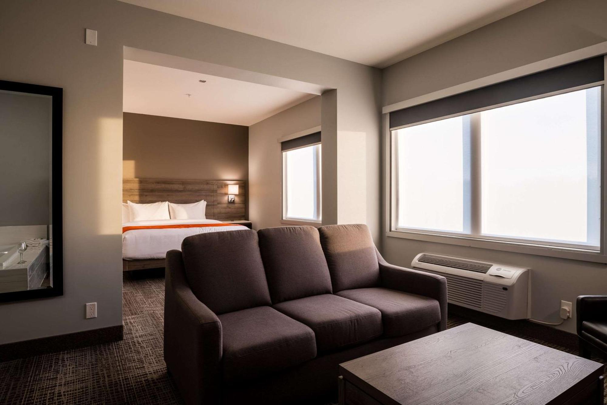 Amsterdam Inn & Suites, Ascend Hotel Collection Florenceville Esterno foto
