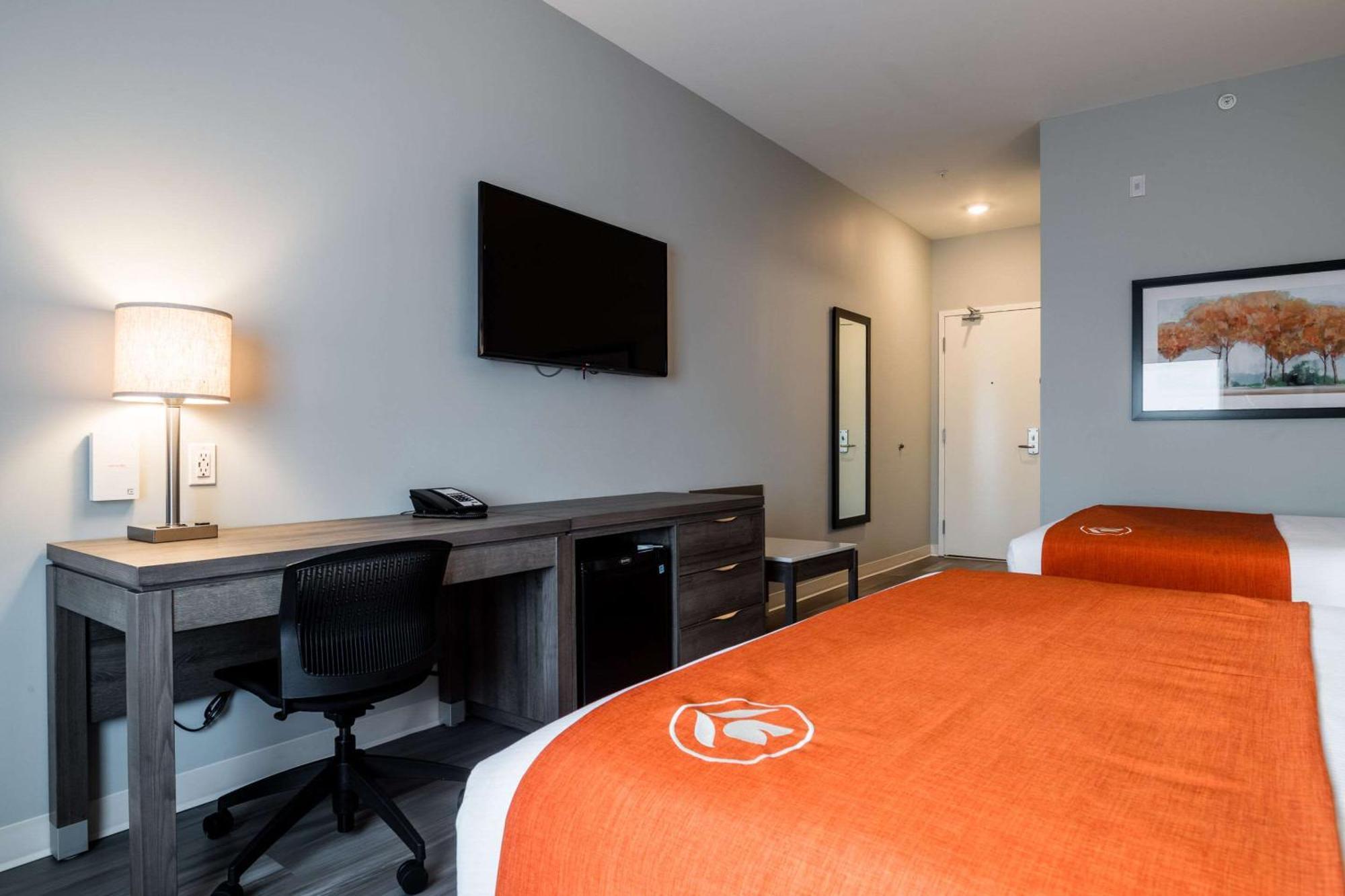Amsterdam Inn & Suites, Ascend Hotel Collection Florenceville Esterno foto