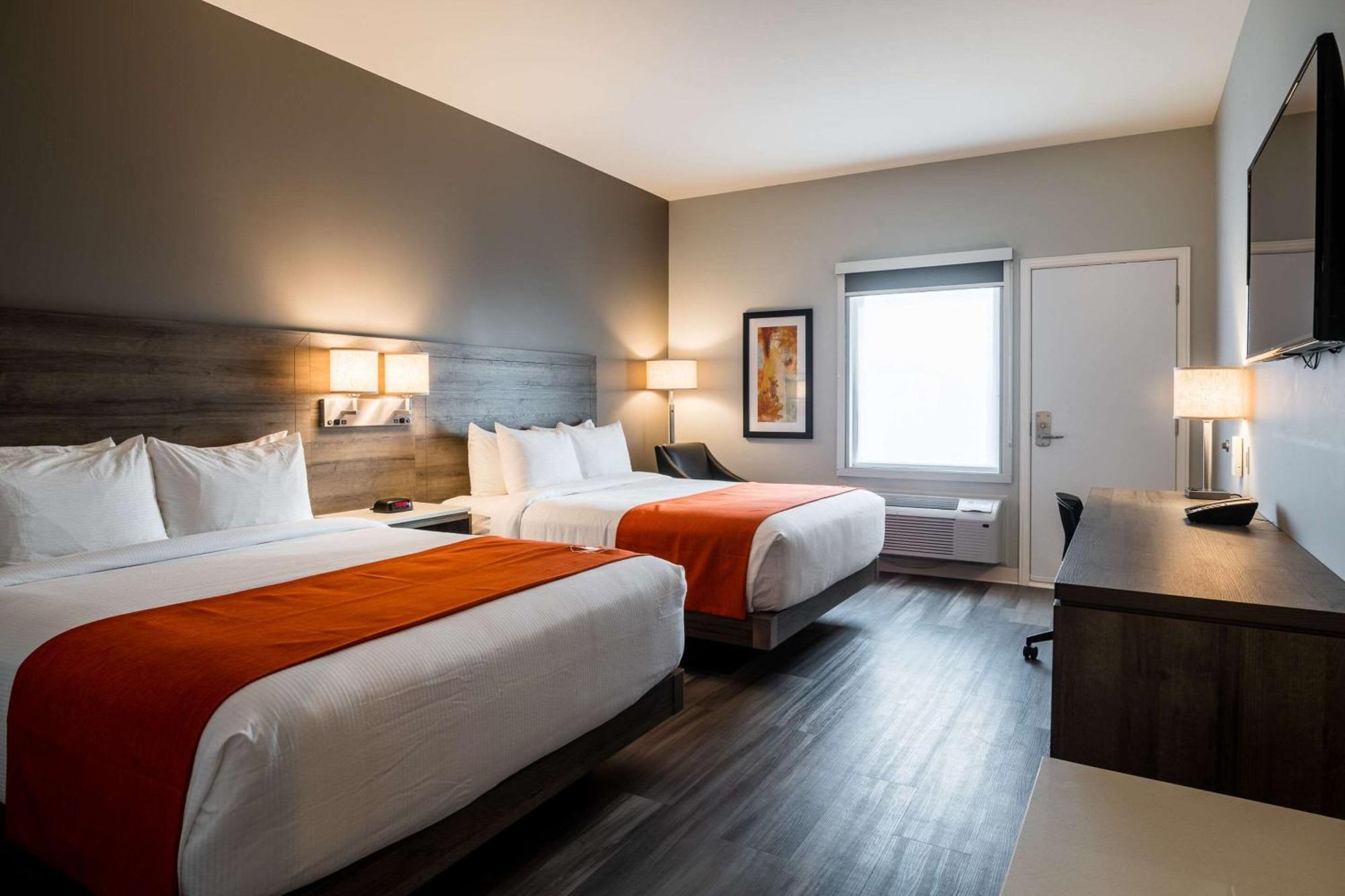 Amsterdam Inn & Suites, Ascend Hotel Collection Florenceville Esterno foto