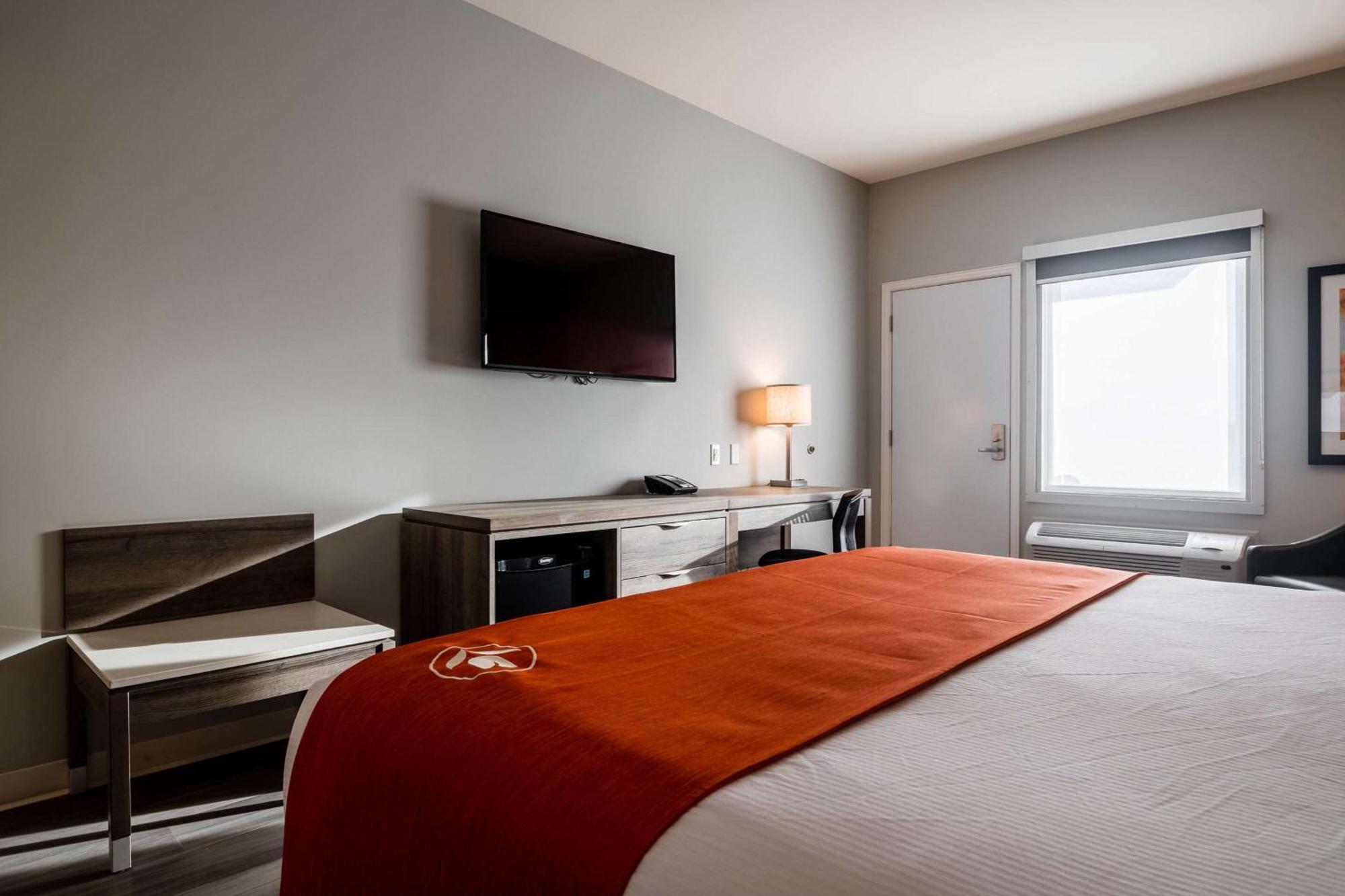 Amsterdam Inn & Suites, Ascend Hotel Collection Florenceville Esterno foto