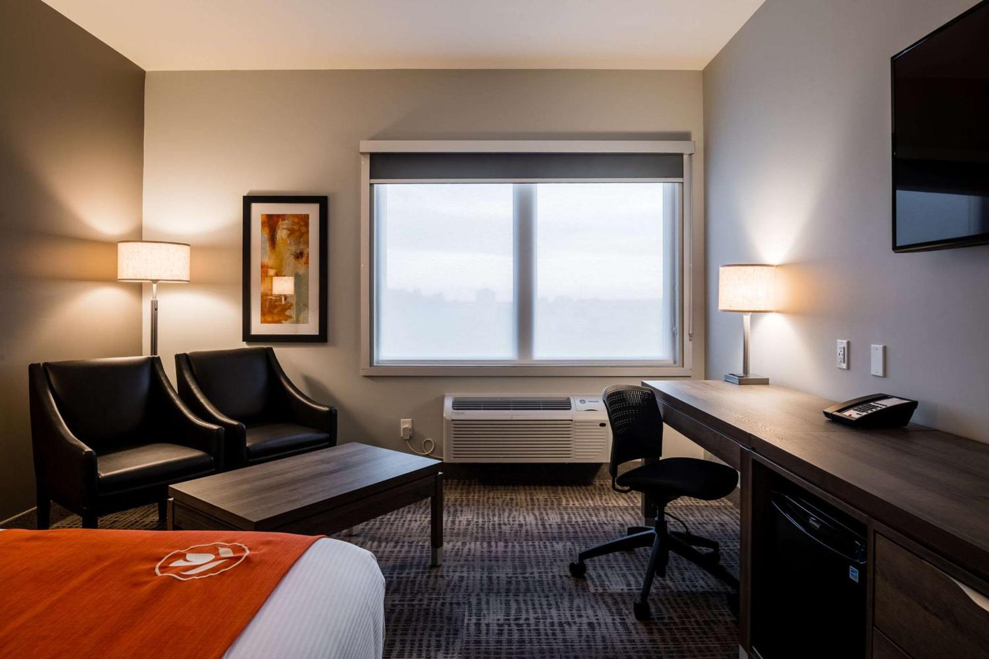 Amsterdam Inn & Suites, Ascend Hotel Collection Florenceville Esterno foto