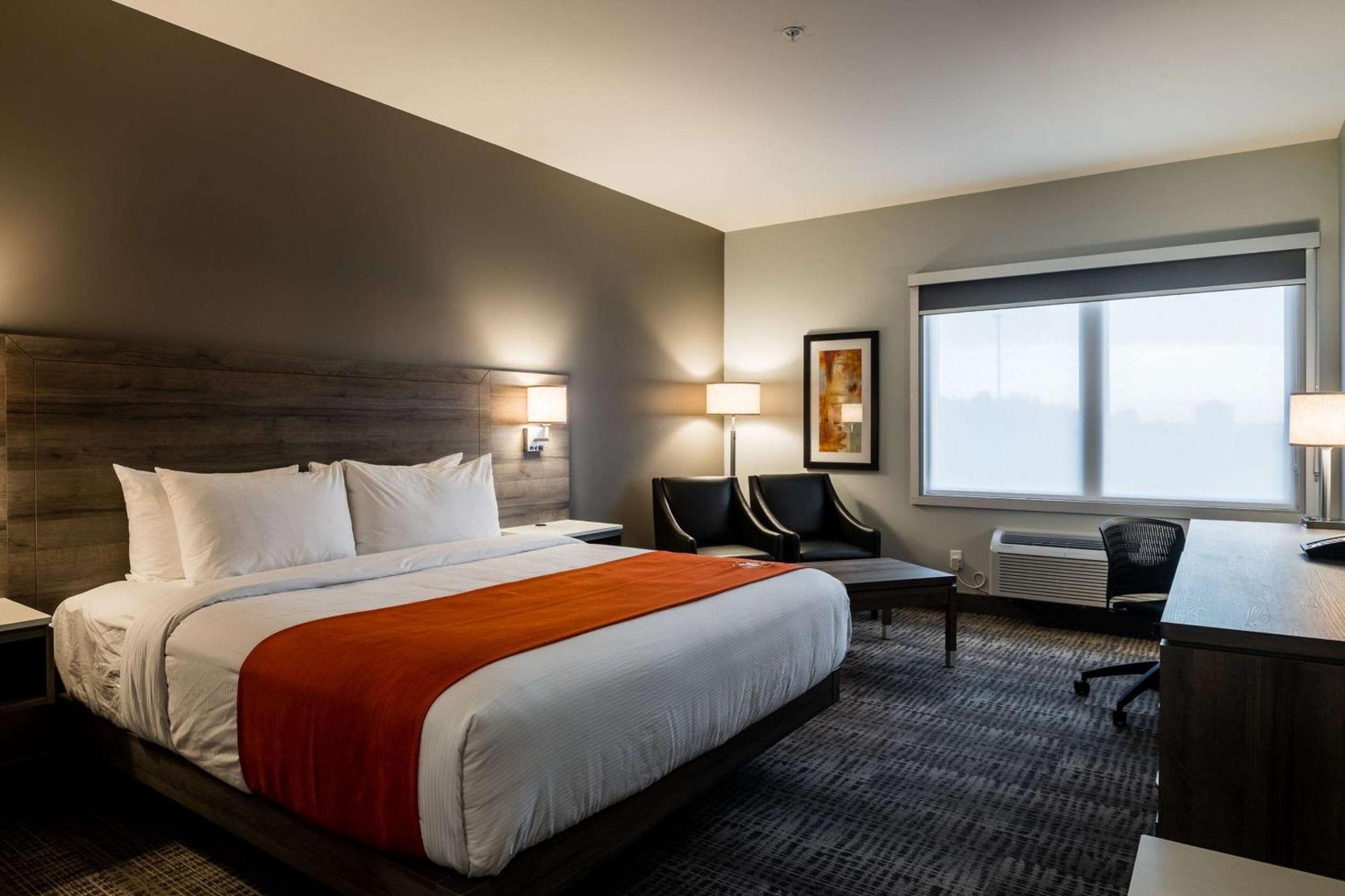 Amsterdam Inn & Suites, Ascend Hotel Collection Florenceville Esterno foto